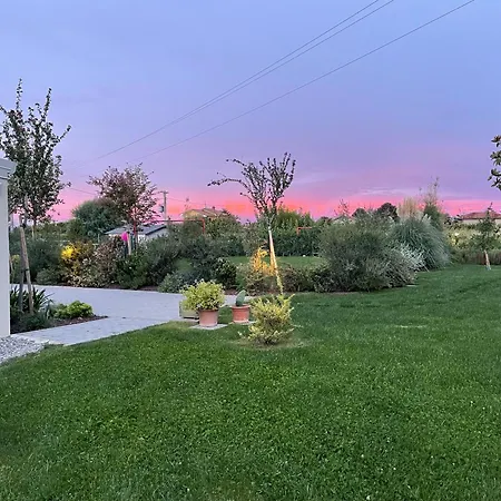 El Patio Bed & Breakfast 3*