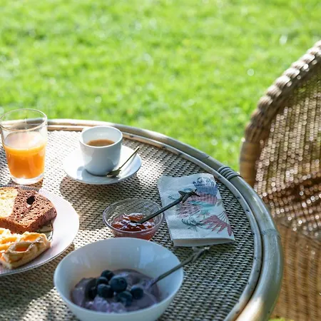 El Patio فندق مبيت وإفطار 3*