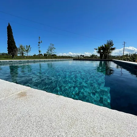 El Patio 3*