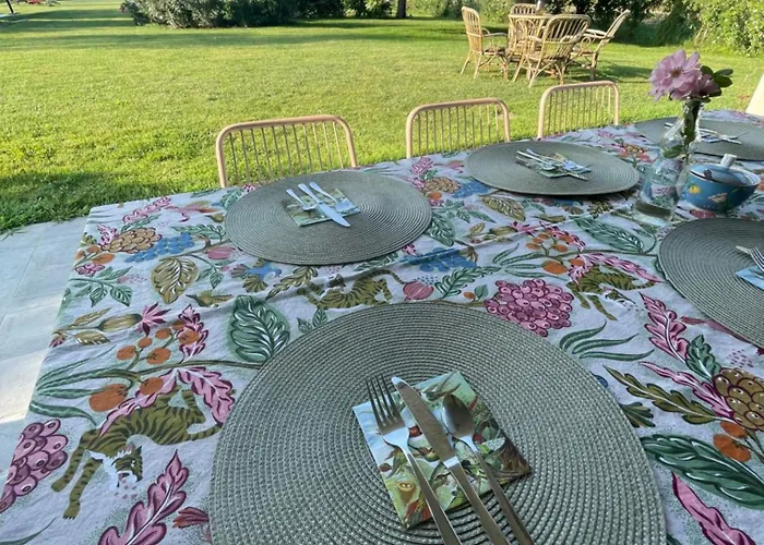 El Patio Couette-café 3*