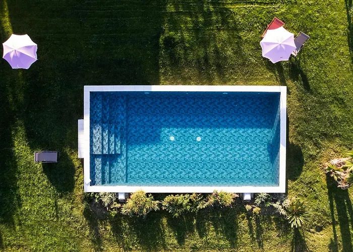 El Patio Nocleg ze śniadaniem 3*